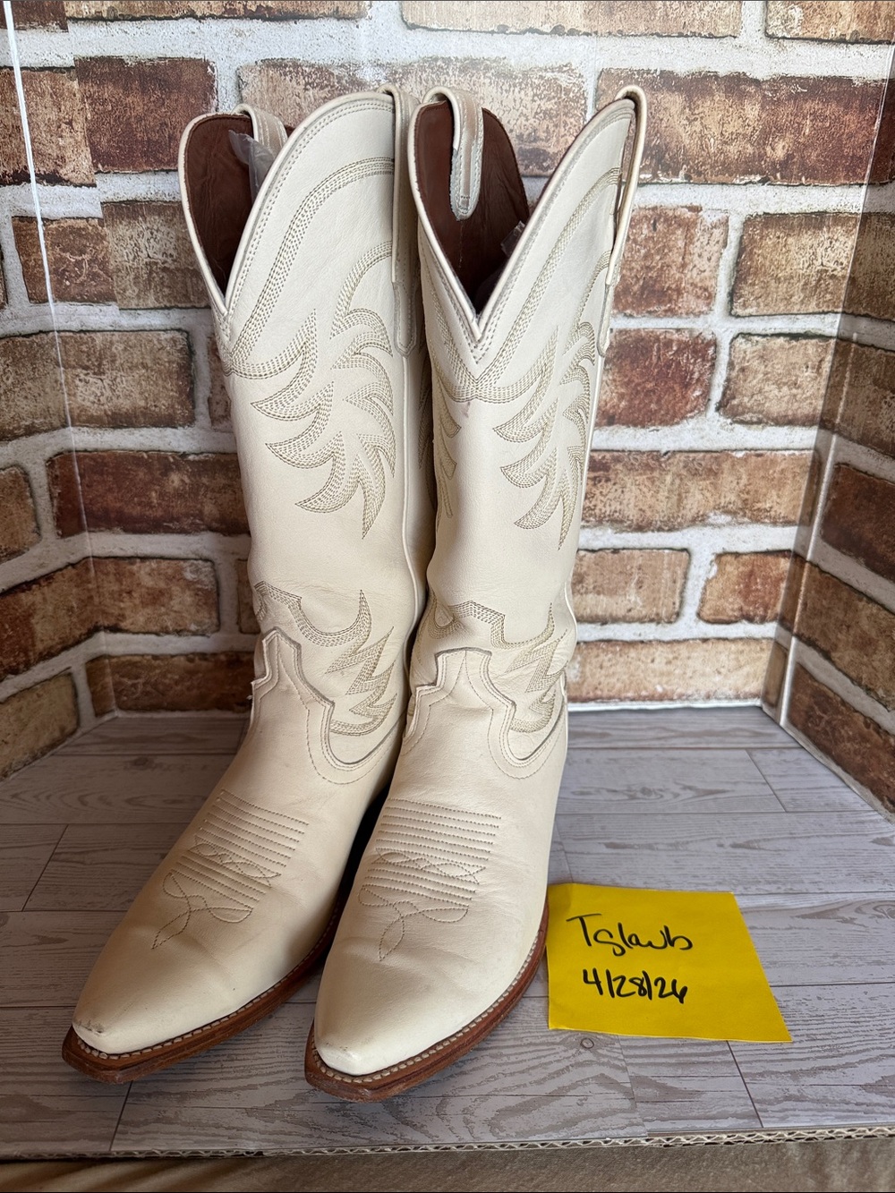 Tecovas Annie Bone size 8.5